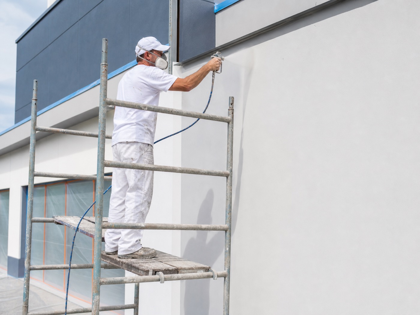 Exterior Spray Painting